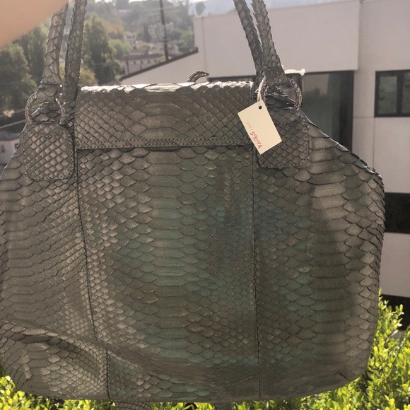 Clara Kasavina Gray Gonzalez Python satchel crossbody bag - Picture 13 of 13